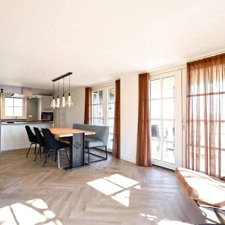 Villa In Wieringer Park With Garden Hippolytushoef